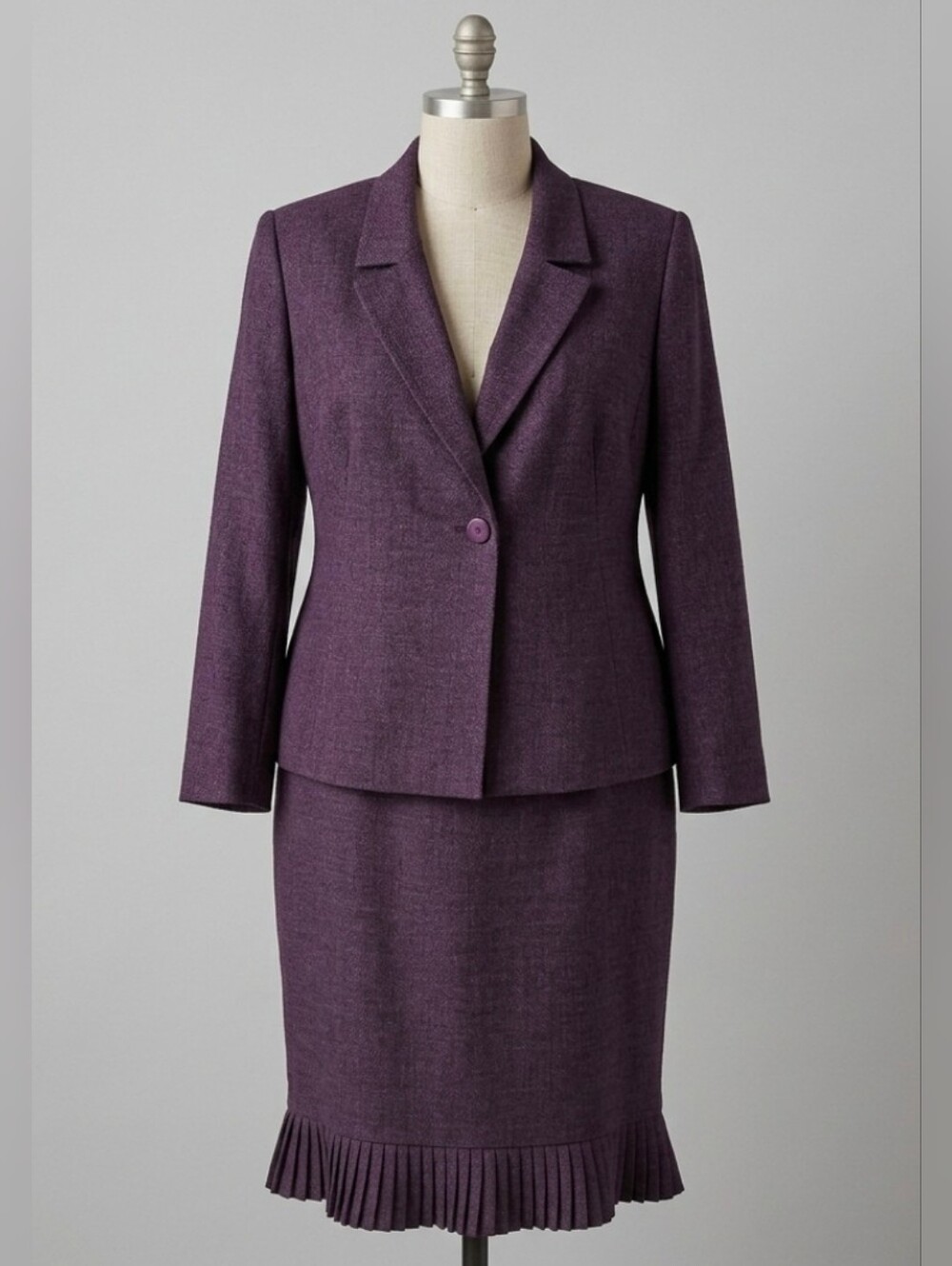 Le Suit 2pc Skirt Suit Set 14 Plum Purple Tweed Flounce Hem Blazer Office Career